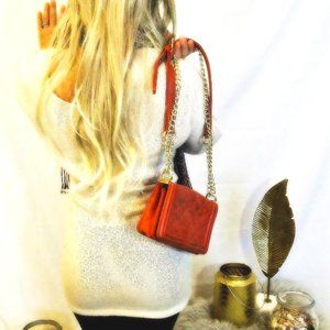 Sparkling white tunic sweater